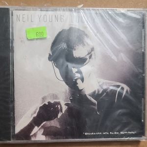 Neil Young Lucky thirteen i have not played this cd.new in plastic  As is